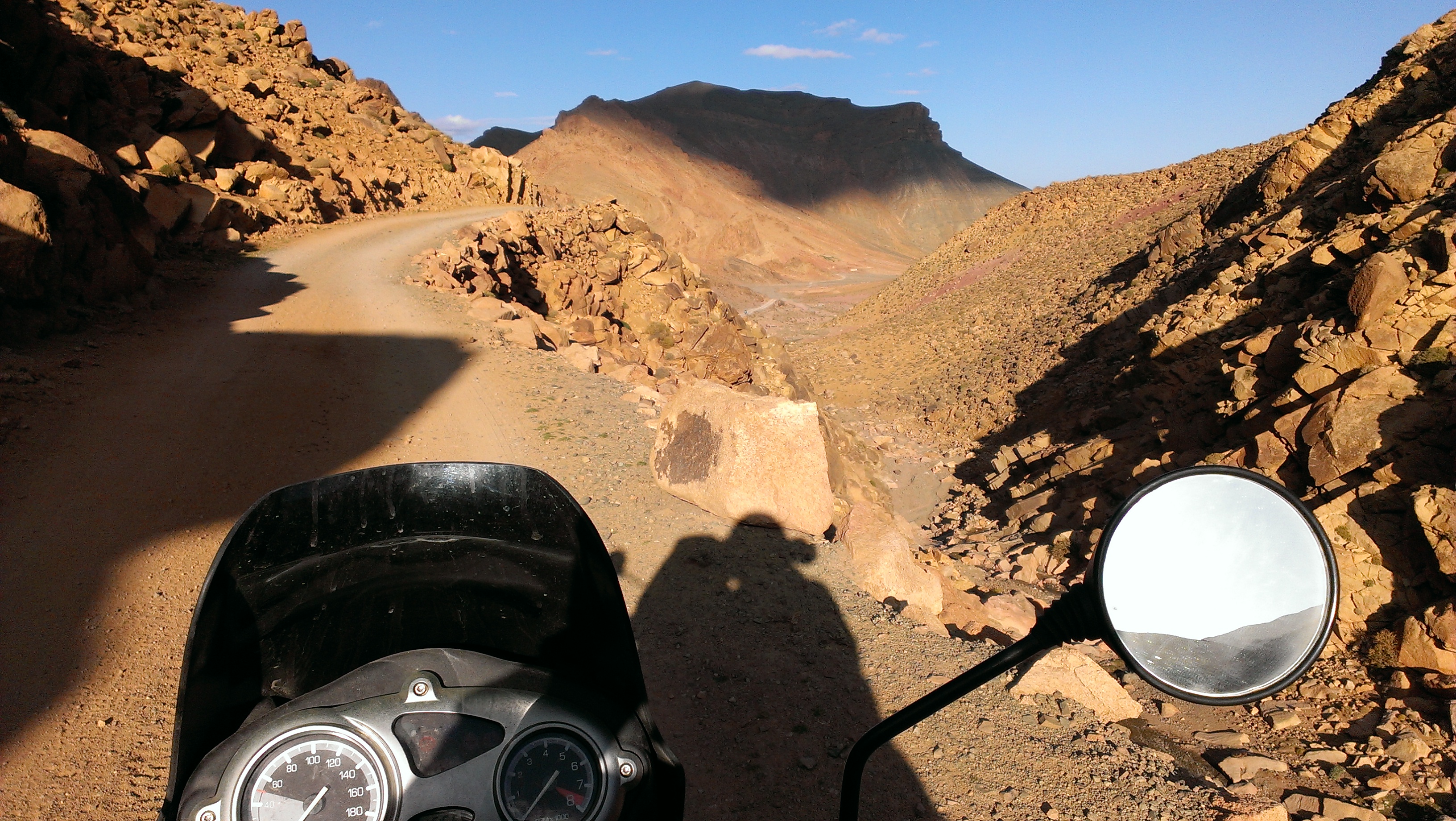 Crossing Atlas mountains from Dadesh to Imilchil.